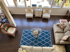 Flat-screen TV, fireplace, DVD player, stereo