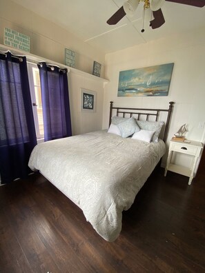 5 bedrooms, bed sheets