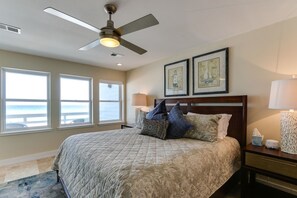 4 habitaciones, tabla de planchar con plancha y internet por cable 