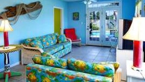 TV, DVD player - 16 Palms (Panama City Beach)