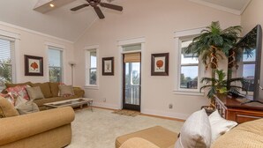 Room - Coastal Cottage (Panama City Beach)