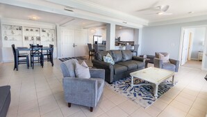 Unclassified image, 3 of 22, button - En Soleil 222 West (Panama City Beach)