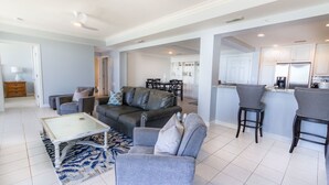 Unclassified image, 2 of 22, button - En Soleil 222 West (Panama City Beach)