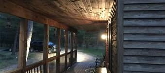 Reid's Hidden River Getaway