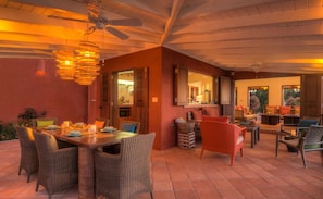 Outdoor dining
