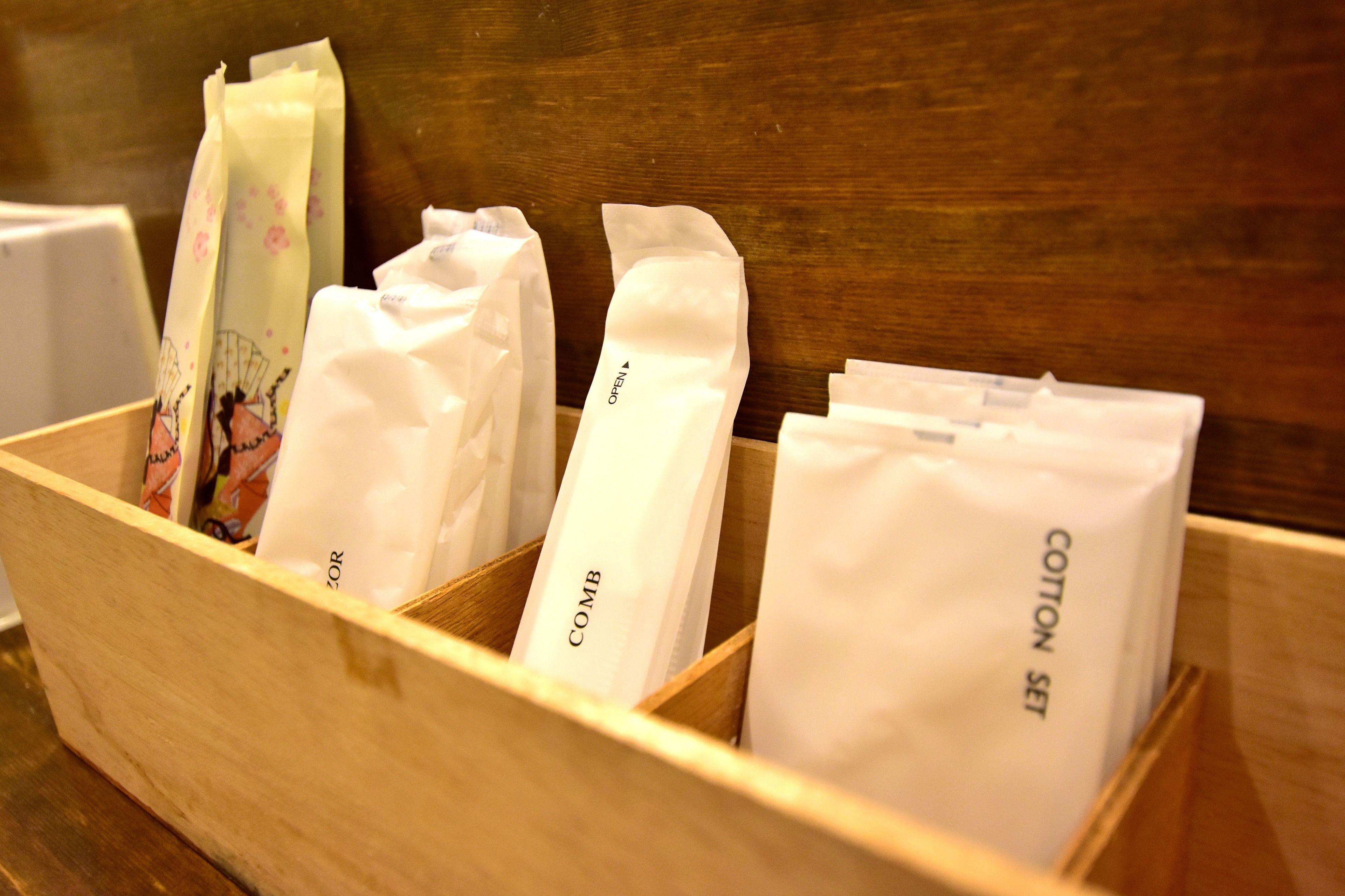Bathroom amenities