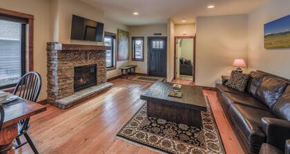 Well Appointed Vacation House in Ennis only 3 blocks from Main St.