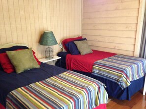 2 Schlafzimmer, Bügeleisen/Bügelbrett, kostenloses WLAN, Bettwäsche