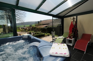 Bain à remous intérieur