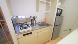 Standard Room, 1 Bedroom | Private kitchenette | Fridge, microwave - Always Stay Dotonbori502 PH170 (Osaka)