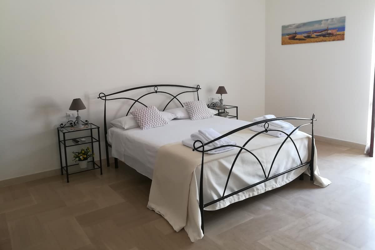 Suite, 2 habitaciones | Minibar, cunas gratuitas, camas extra y wifi gratis