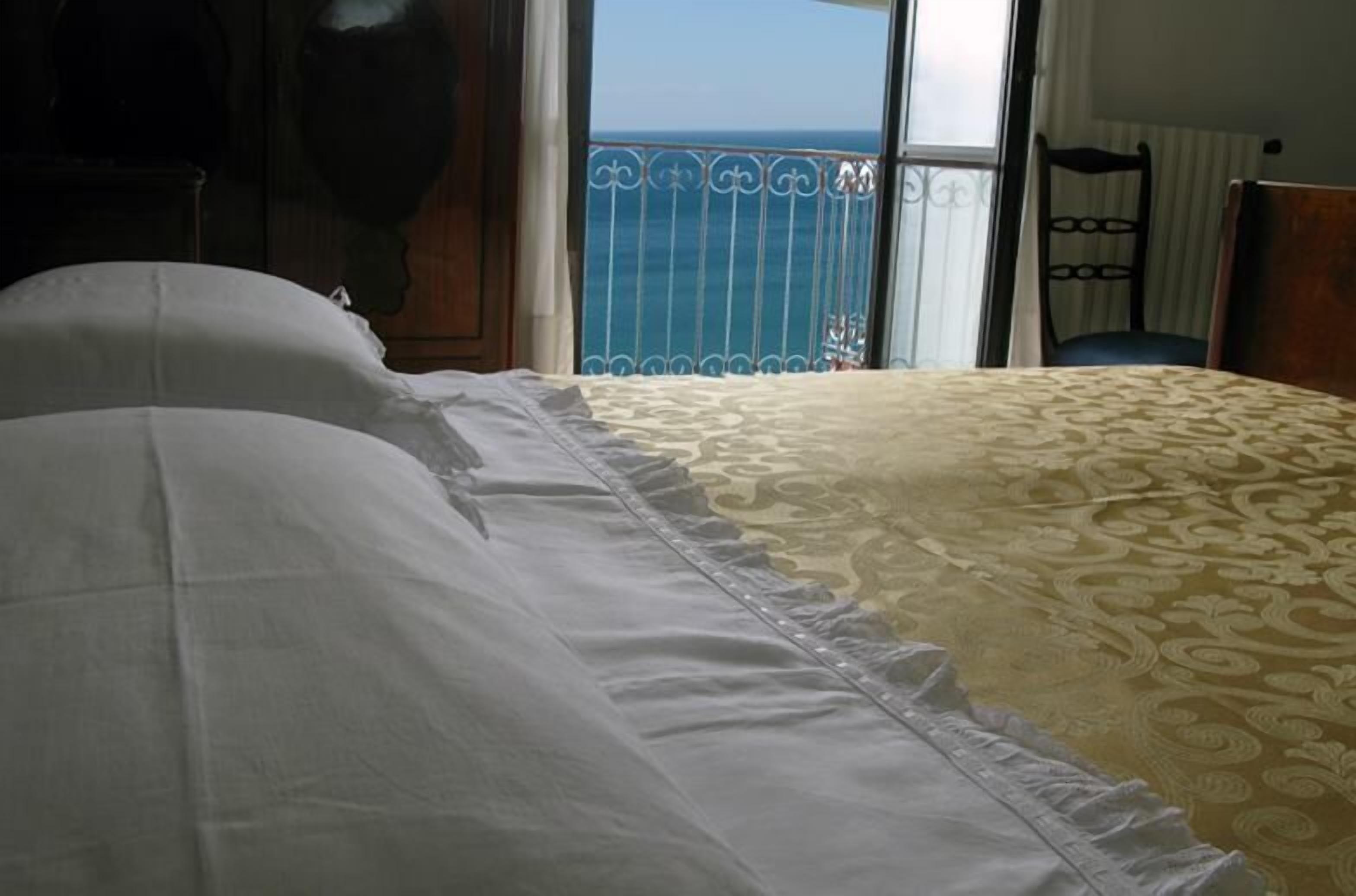 Camera doppia, vista mare (Brezza di Mare) | Tende oscuranti, culle/letti per bambini (a pagamento)