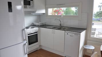 Premium Cabin | In-room dining