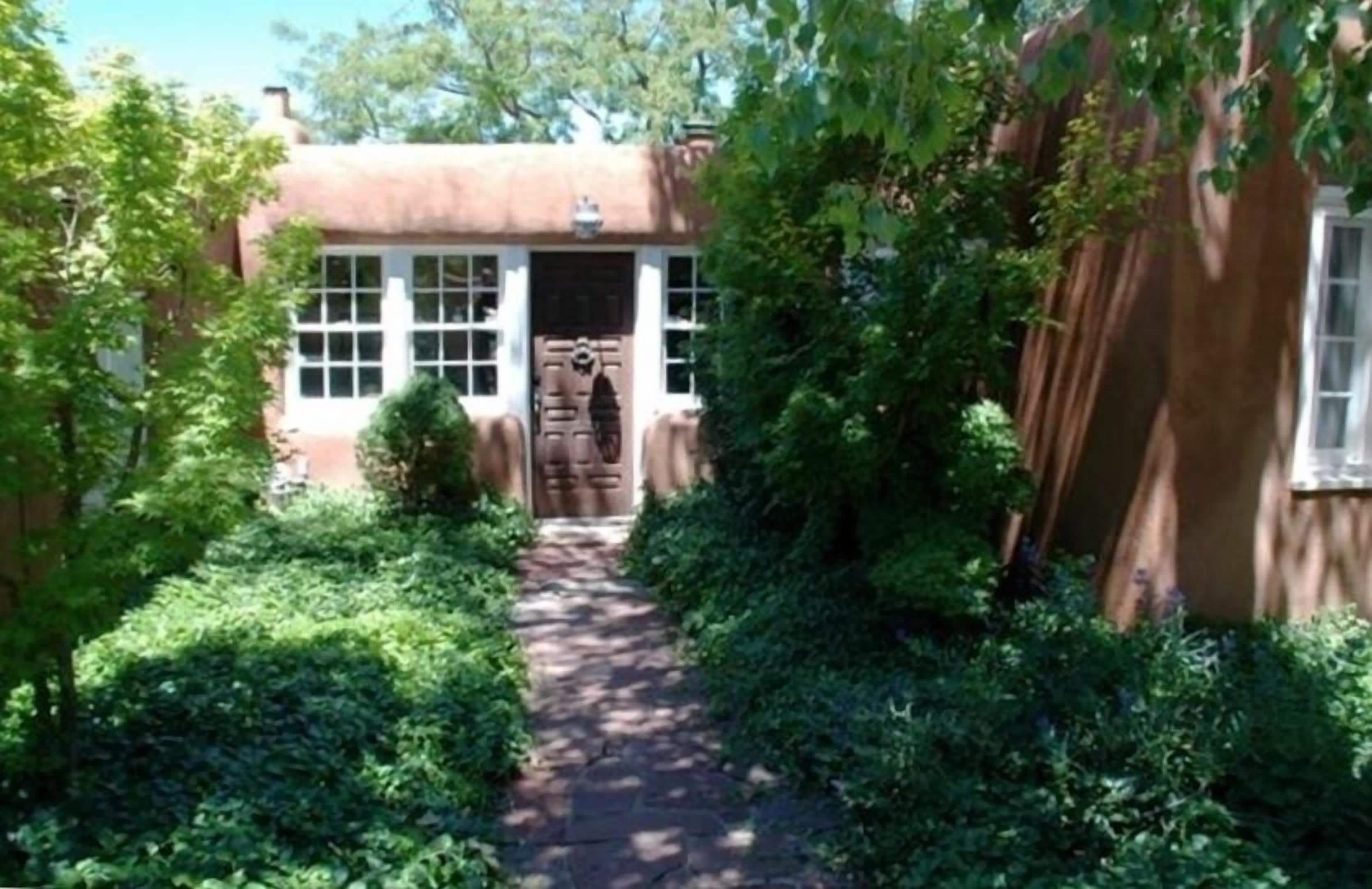 GORGEOUS 1880 ADOBE. 1100 SQUARE FT.  3 BLOCKS TO CANYON RD. WALK TO EVERYTHING.