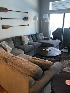 TV connectée, cheminée
