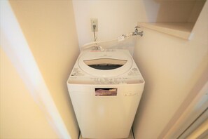 Bathroom amenities - Always Stay Dotonbori506 PH45 (Osaka)