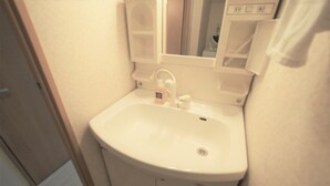 Standardzimmer, 1 Schlafzimmer | Waschbecken im Bad