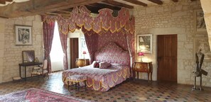 Individuelt dekorert, individuelt innredet og blendingsgardiner