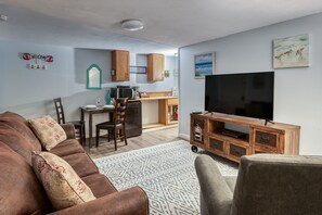 Smart TV - S2 - Cowabunga - Surf Inn - 2 Bed 2 Bath (Netarts)