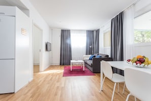 Apartment, 1 Schlafzimmer | Wohnzimmer | Flachbildfernseher