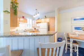 Fridge, microwave, oven, stovetop - Sunsation Destination!! First Floor One Bedroom Villa in Runaway Beach Resort!!! (kissimmee)