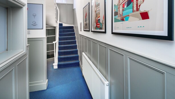 Unclassified image, 1 of 30, button - OYO Kings Hotel (London)