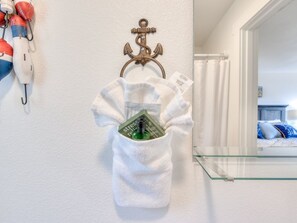 淋浴设施、毛巾