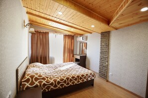 Leilighet | Skrivebord, strykejern/-brett og wi-fi (inkludert)