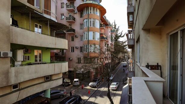 Property grounds - Hosthub - Apartment at Janashia str (Tbilisi)