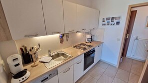 Mikrobølgeovn, ovn, opvaskemaskine