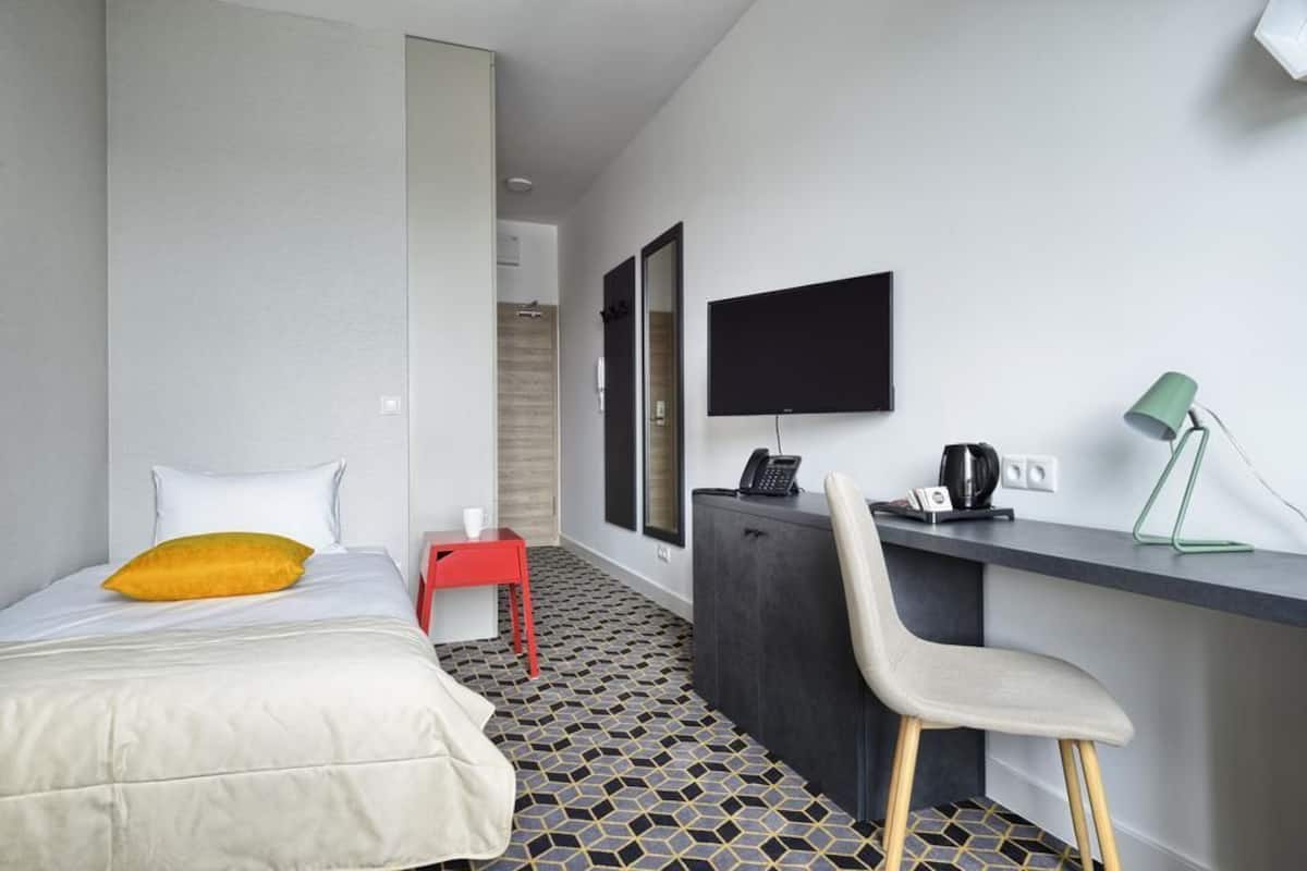 Standard Single Room