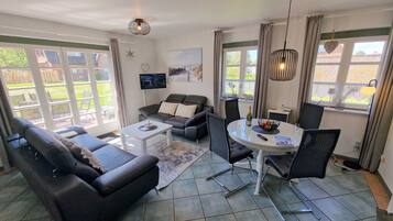 Fernseher, Kamin
