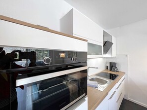 Kühlschrank, Ofen, Geschirrspüler