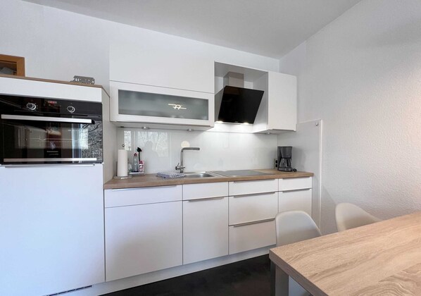 Køleskab, ovn, opvaskemaskine