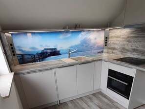 Kühlschrank, Ofen, Geschirrspüler