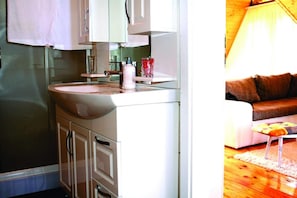 Bathroom - Etno Selo Montenegro - Campsite (Donja Brezna)