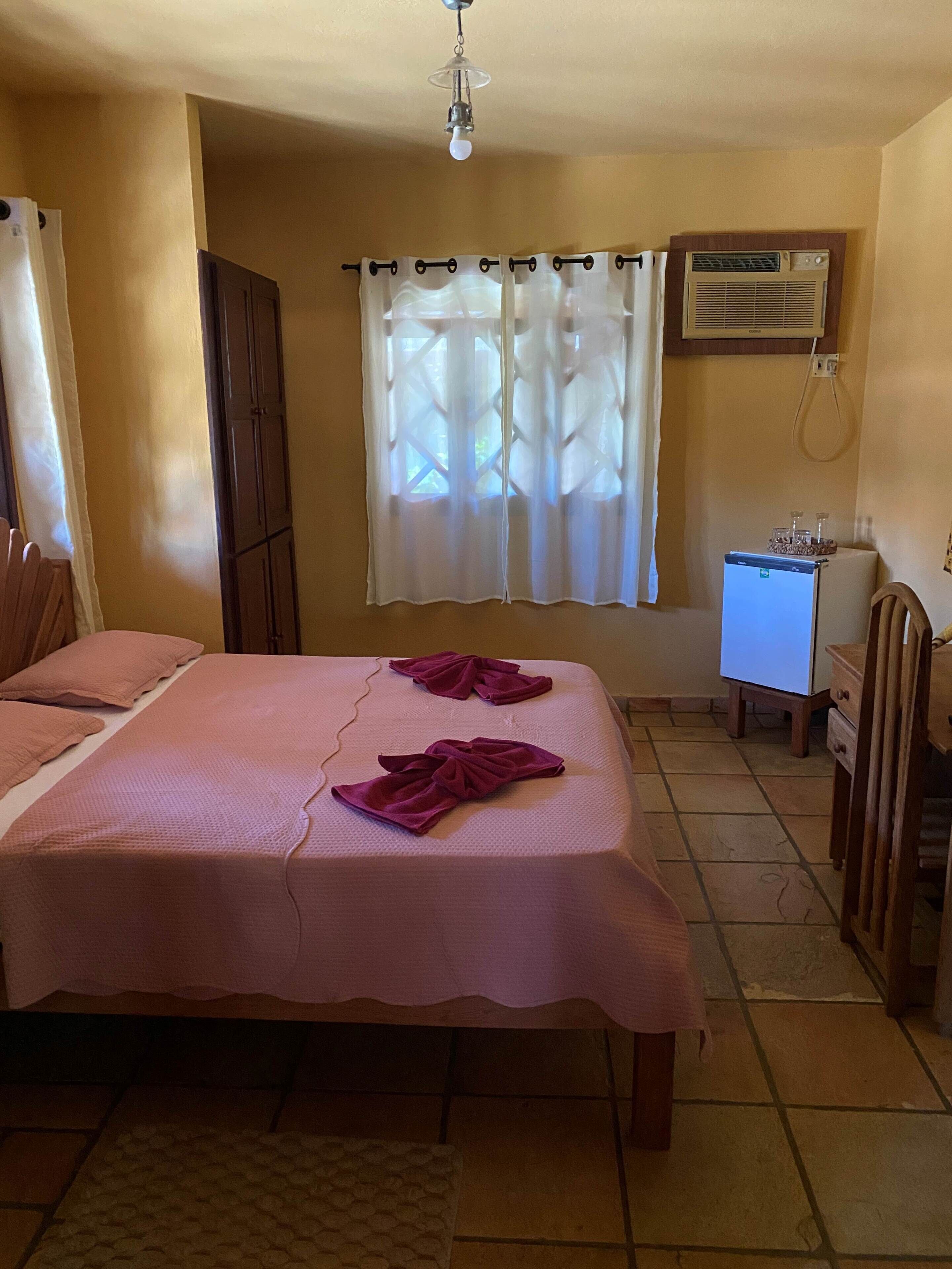 Elite Room | 1 bedroom, desk, laptop workspace, blackout drapes