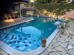 Exterior - Taverna do Paraíso (Paulista)