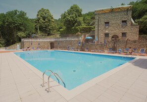Seasonal outdoor pool