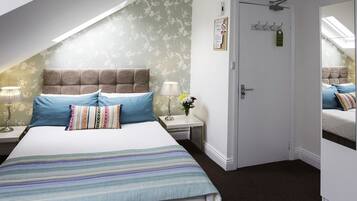 Double Room, Ensuite | Iron/ironing board, free WiFi