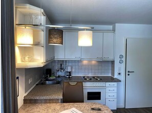 Kühlschrank, Ofen, Geschirrspüler
