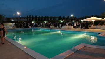 Piscina stagionale all'aperto