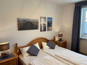 1 Schlafzimmer, WLAN, Wecker