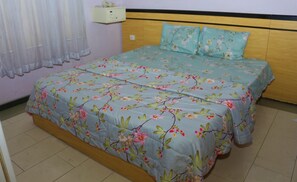 Superior Room | In-room safe, desk, free WiFi, bed sheets - Tourist Castle Hotel and Suites (Calabar)