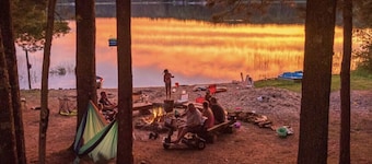 Two Lakes Lodge - Large Cozy Cabin on 2 Lakes with Private Beach and 10 acres!