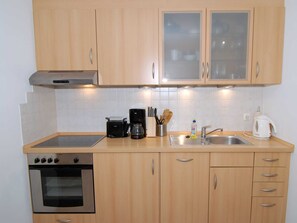 Køleskab, ovn, opvaskemaskine