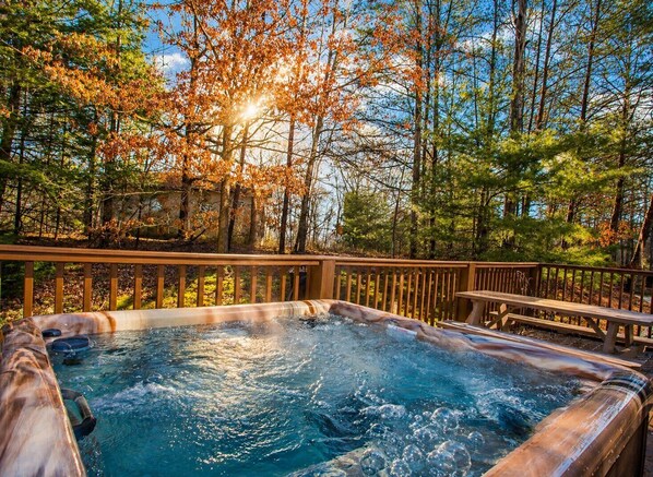 Outdoor spa tub