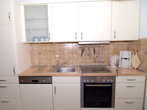 Kühlschrank, Ofen, Geschirrspüler