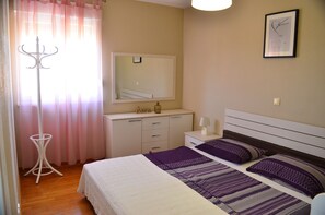 Apartment, Balcony | 1 bedroom, soundproofing, free WiFi, bed sheets