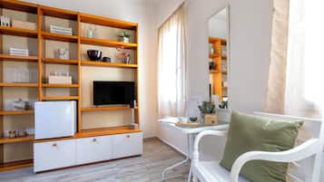 Comfort Quadruple Room, City View